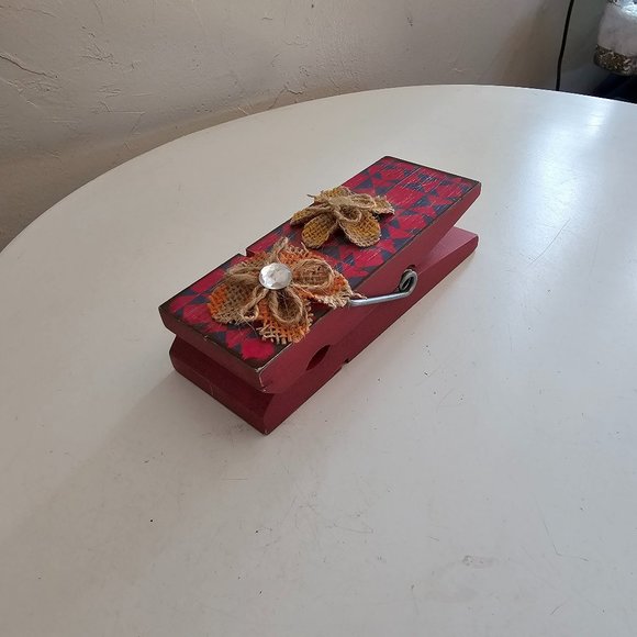 Large note clip wall or table decore - Picture 1 of 4